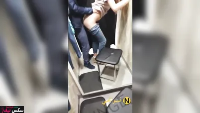 سكس بنت كسها بيلمع بيبلع الزب بتتناك ع الواقف