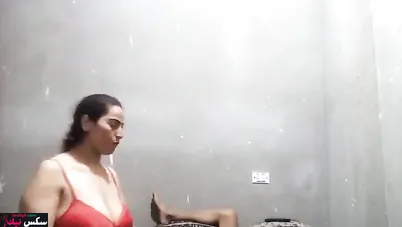 فلاحة بتصور نيكها مبسوطة وبتوثق فشخها