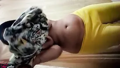 نودز مسرب حصري لشرموطة جامدة لابسة اصفر