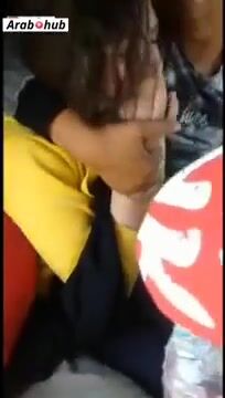 ديوث مصري زانق خطيبته مع صاحبه ونازل فيها تقفيش