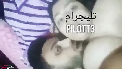 مصرية بتخون جوزها مع عشيقها واحلى نيك وشرمطة بلدي