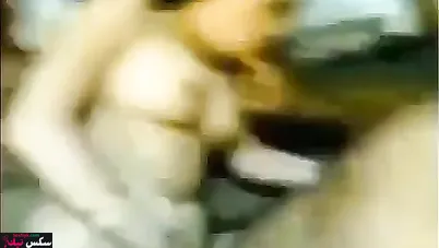 الشرموطه مفشوخه نيك وبتقوله حط زبك كله في كسي
