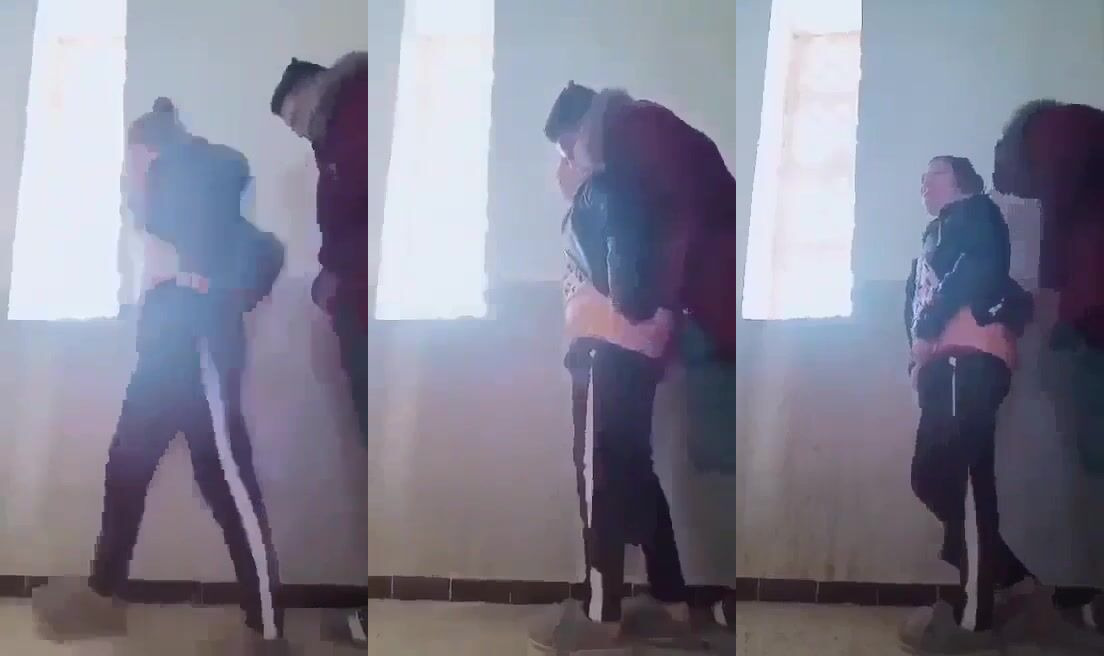 قحبة جزائرية تتناك مع حبيبها في المدرسة