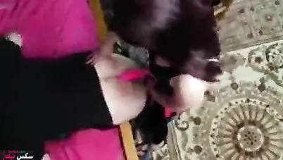 ديوث عربي مارته تنيكه بالزب الصناعي وتصوره