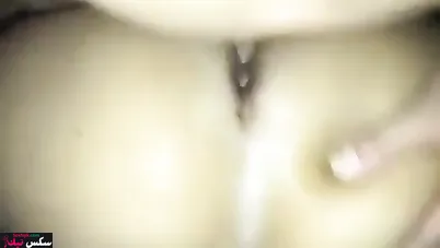 حاوية ترمة لمغربية تتناك مع عشيقها وتتفشح