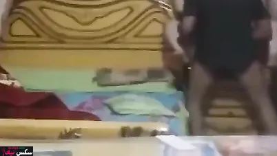 فيلم سكس خيانة مصري واحلى نيك ومص للزب على السرير