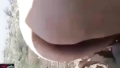 يصور زوجته المغربية الجميلة وهو ينيك فيها