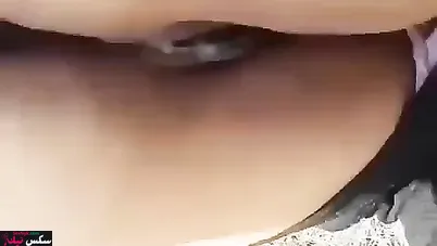 يصور زوجته المغربية الجميلة وهو ينيك فيها