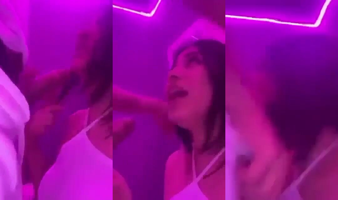 ممحونة تونسية تتناك مع عشيقها وتمص الزب