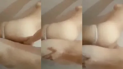 احلى كلام من شرموطة مصرية بتتناك خلفي عنيف