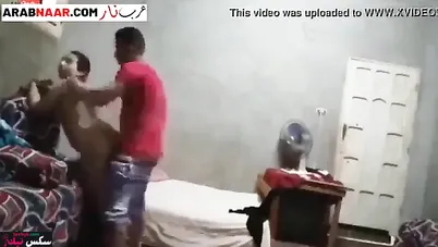 مصري زانق خالته الشرموطة في البيت وفاشخها نيك عنيف