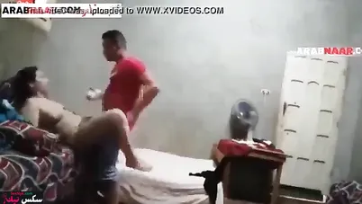 مصري زانق خالته الشرموطة في البيت وفاشخها نيك عنيف