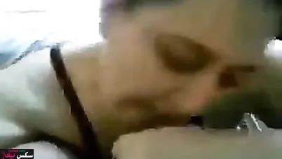 سكس مصرية بتخون زوجها ميلف جامدة كسها مولع نار وجسمها قشطة