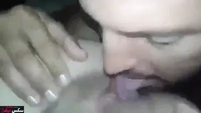 مغربية تقول لحبيبها الحس طبوني جامد حبيبي وتصوره