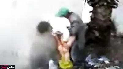 جزائرية شرموطة تتناك على الواقف من عمال بناء