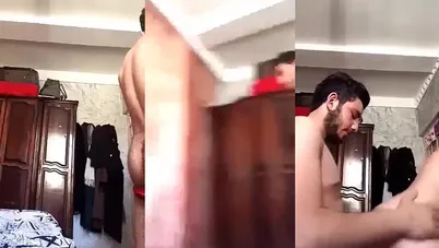 شرموطة عربية بتتفشح مع تلميذها في شقة مفروشة