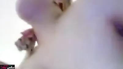 سكس مصري لبوة بتخون جوزها وراكبة علي زب عشيقها