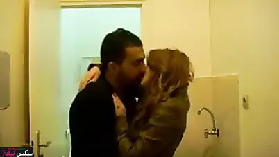 فيديو سكس في الحمام مغربية مع حبيبها مسرب