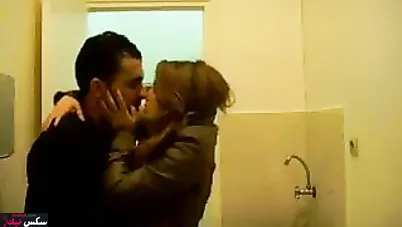 فيديو سكس في الحمام مغربية مع حبيبها مسرب