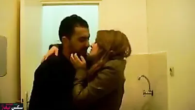 فيديو سكس في الحمام مغربية مع حبيبها مسرب