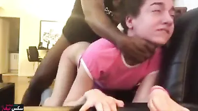 قحبة مغربية تتناك مع فحل اسود بجميع الاوضاع