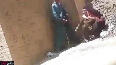 نيك قحبة منقبة مغربية في الشارع فيديو مسرب