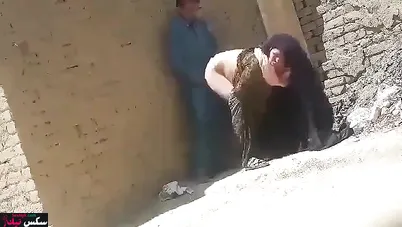 نيك قحبة منقبة مغربية في الشارع فيديو مسرب