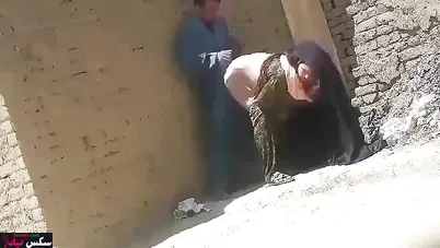 نيك قحبة منقبة مغربية في الشارع فيديو مسرب