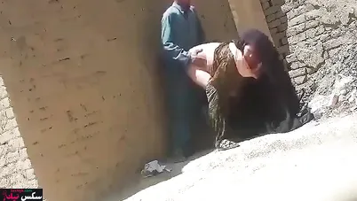 نيك قحبة منقبة مغربية في الشارع فيديو مسرب