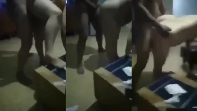 اتنين اصحاب ينيكو بنتين أخوات - سكس جزائري