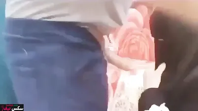 ينيك الشغاله بعد التنضيف ويصورها فيديو سكس مسرب