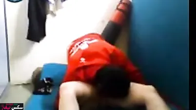 نازل لعب فى كسها فيلم عربي سكس عنتيل المحلة