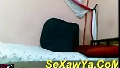 سكس عنتيل البحيرة مع فرسة شديد فشخها نيك بأجمل كلام واهات