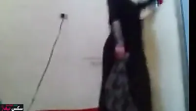 سكس عبد الفتاح الصعيدي عنتيل المحله مع بطل بعباية سمرا