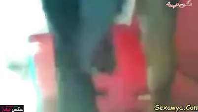 سكس مدرب بلدية المحله مع فرسة ببزاز كبيرة بتتدلع