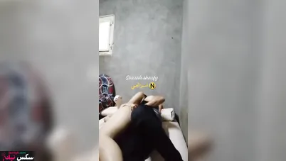 مصرية بتمص زب ابن خالها وتتناك بجميع الاوضاع