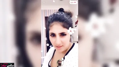 شرموطة سعودية تتفشخ مع حبيبها وتتناك بعنف