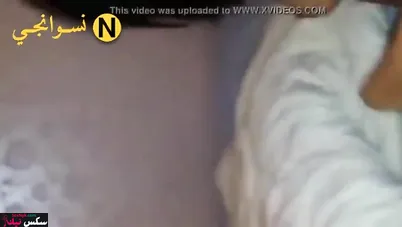 سعودية مثيرة بتعرض جسمها لحبيبها قبل نيكها
