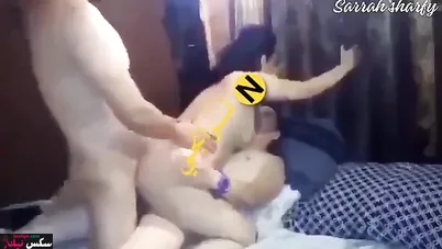 خليجية جوزها وعشيقها ينيكوها في الشقة المفروشة