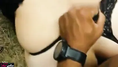 مربربة بتقول لحبيبها دخله في طيزي براحه وصورني