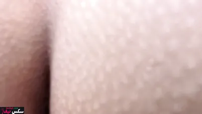 عراقية ابن عمها بيحط زبه كله في طيزها الكبيرة ويصورها