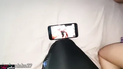ممحونة عربية بتهيج على الفيلم وتتناك على سريرها