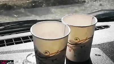 خليجية حبيبها واخدها السيارة وتمصله زبه زي المحرومة