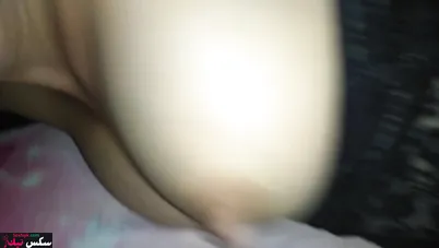 احلى بزاز مصرية لشرموطة بتتناك بكل الاوضاع وتصرخ