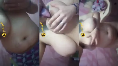 مزة بتعرض بزازها ونازله فيهم تقفيش وتلحس الحلمات