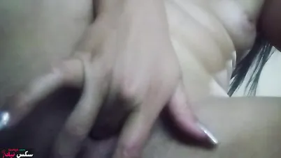 مغربية صغيرة فاشخه كسها فرك لحبيبها في الفيديو