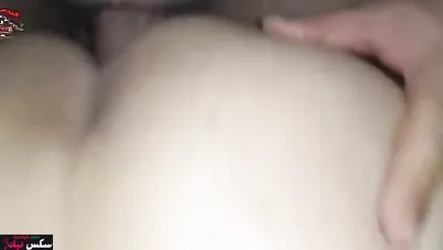 لبوة مصرية اخوها بينيك في طيزها الكبيرة وبيفضحها