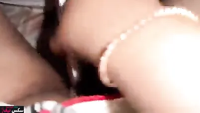 فاجرة منقبة فاتحه لايف ونازله فرك في كسها وبزازها كبيرة