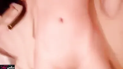 بنوتة مصرية جسمها نار بتفشخ بزازها تقفيش وتصور كسها