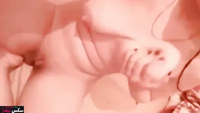 بنوتة مصرية جسمها نار بتفشخ بزازها تقفيش وتصور كسها